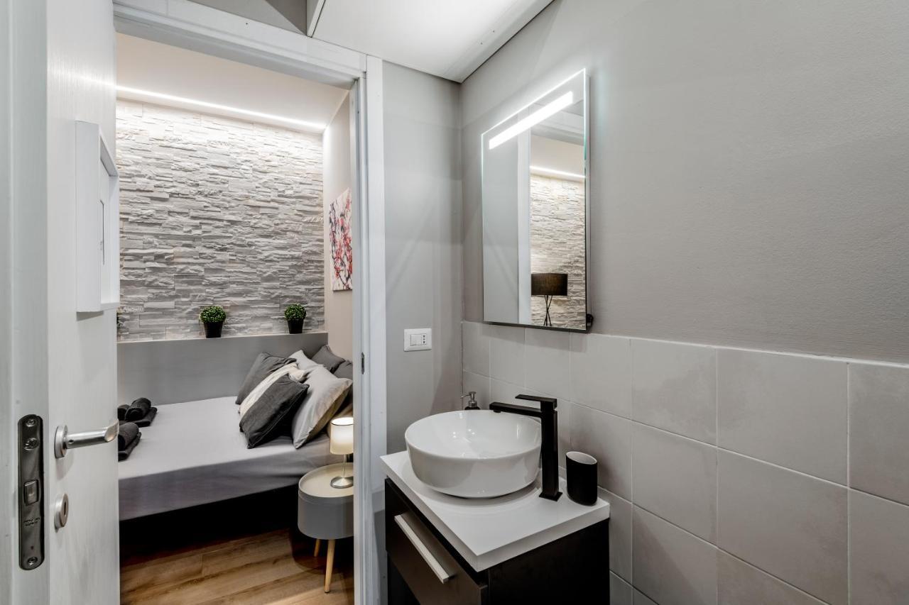 Super Modern And Design Apartment, A Due Passi Dai Navigli Milano Exterior foto