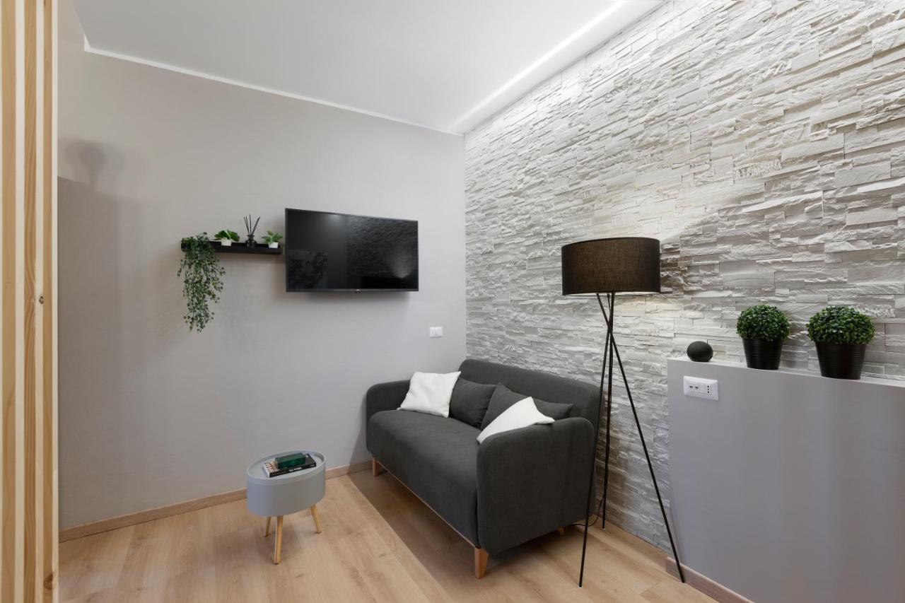 Super Modern And Design Apartment, A Due Passi Dai Navigli Milano Exterior foto