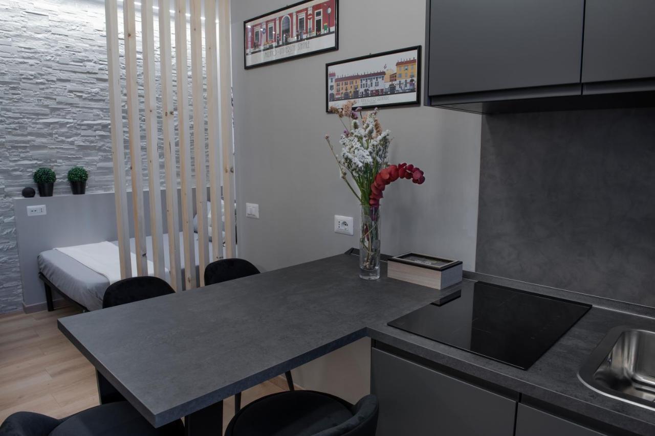 Super Modern And Design Apartment, A Due Passi Dai Navigli Milano Exterior foto