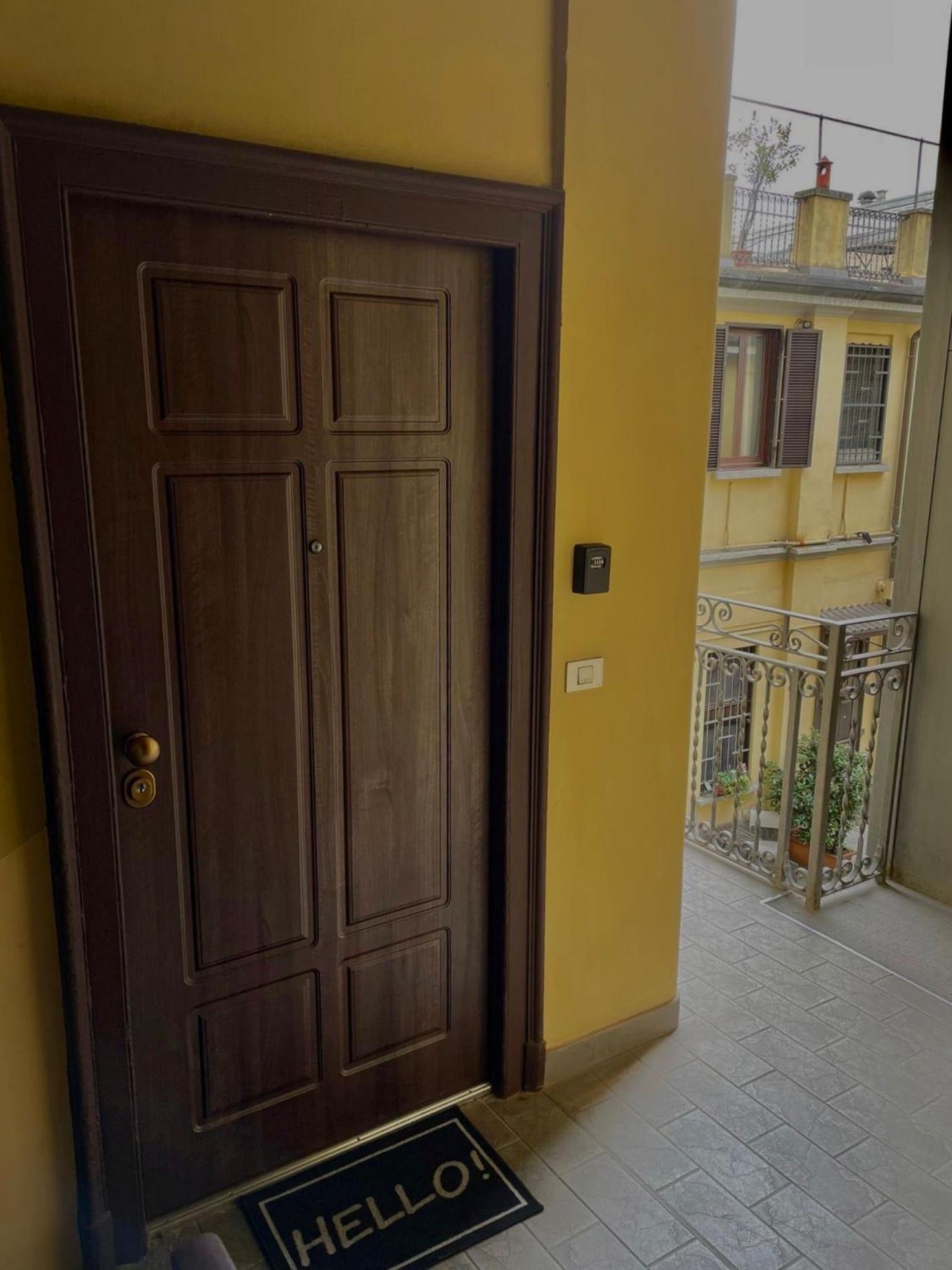 Super Modern And Design Apartment, A Due Passi Dai Navigli Milano Exterior foto